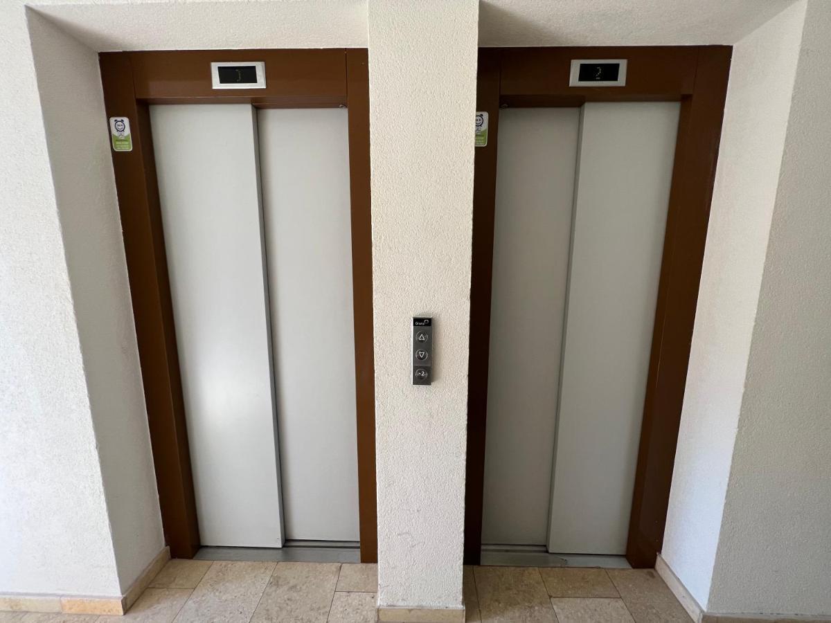 Apartman Ano Lux Novi Pazar Esterno foto