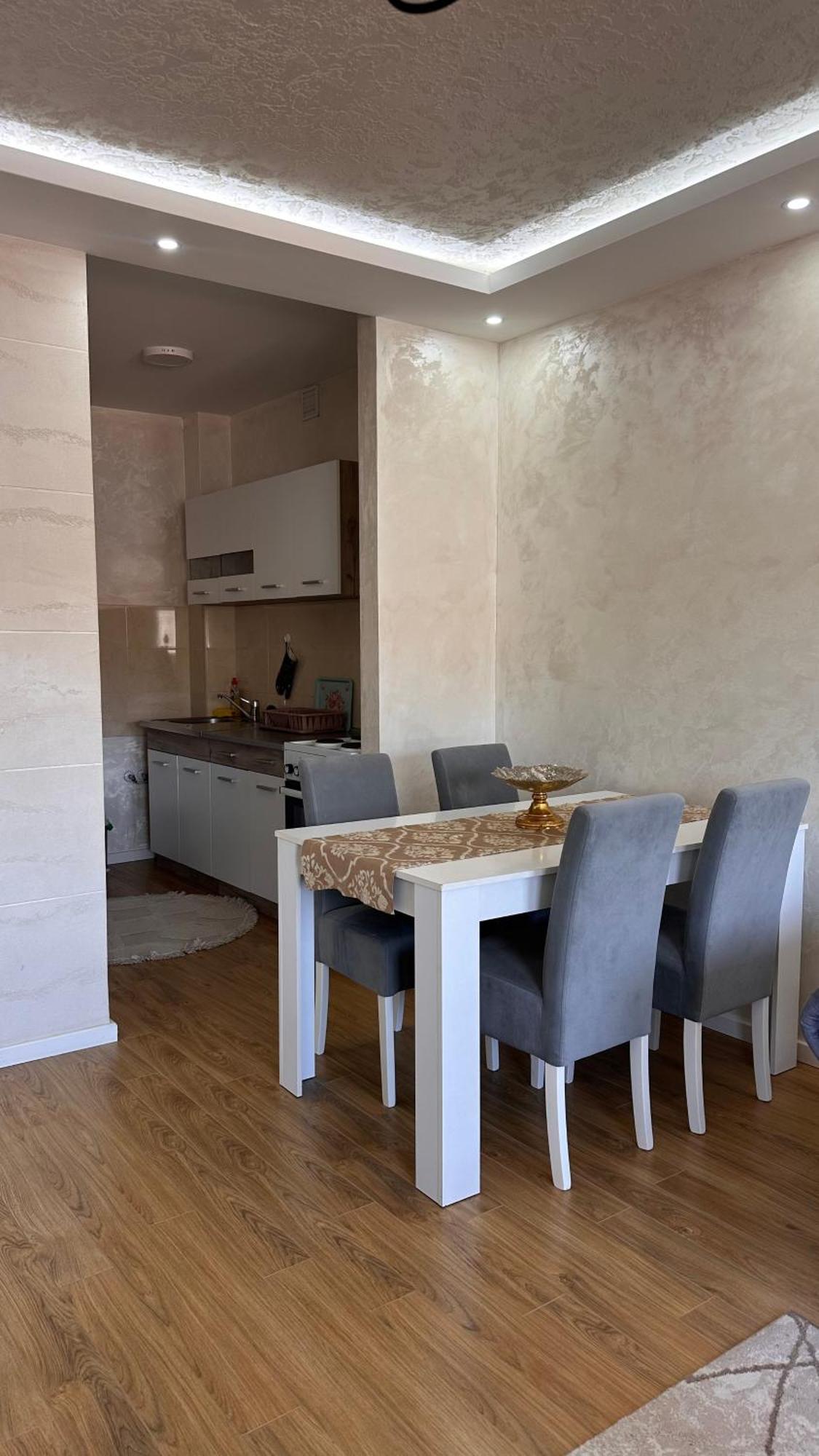 Apartman Ano Lux Novi Pazar Esterno foto